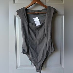 Chic Gray Sleeveless Bodysuit